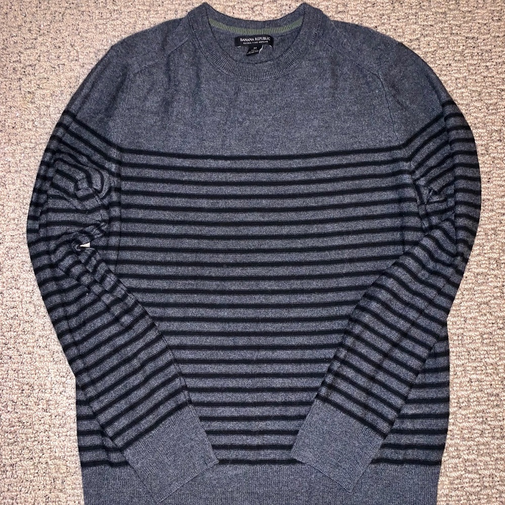 Banana Republic Merino striped crewneck M